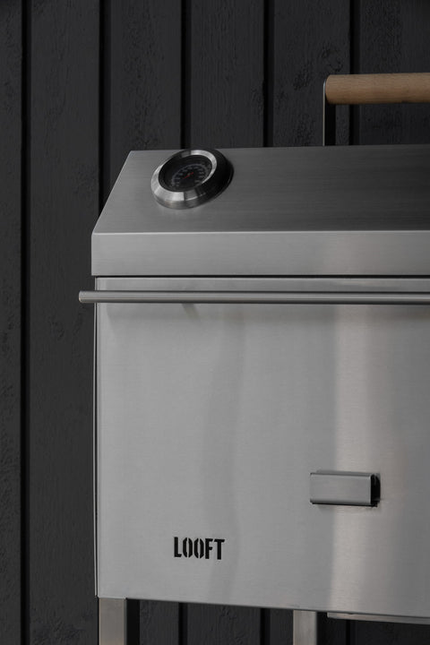 Outdoor Kitchen Charcoal Grill